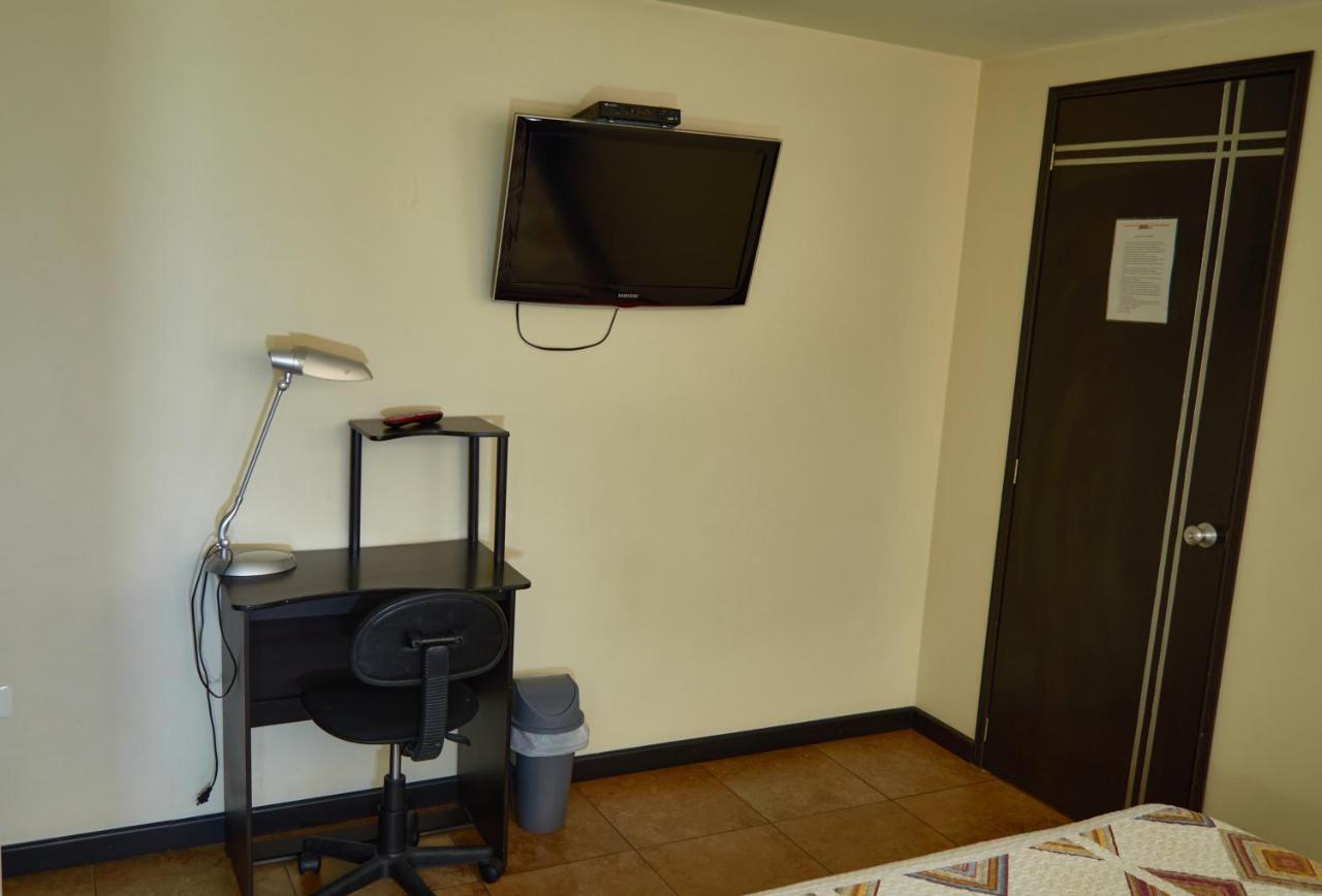 Hotel Alojate In Bogotá Extérieur photo