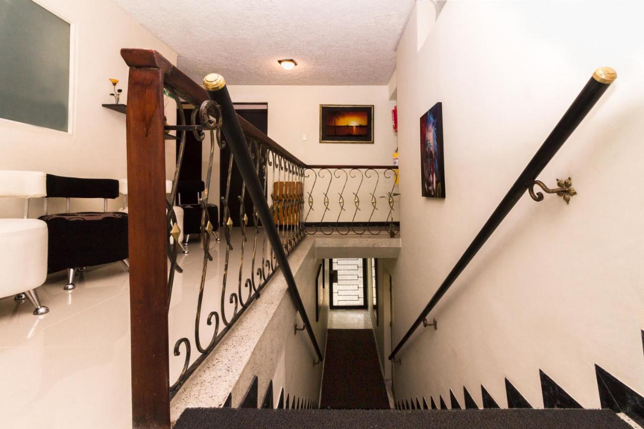 Hotel Alojate In Bogotá Extérieur photo